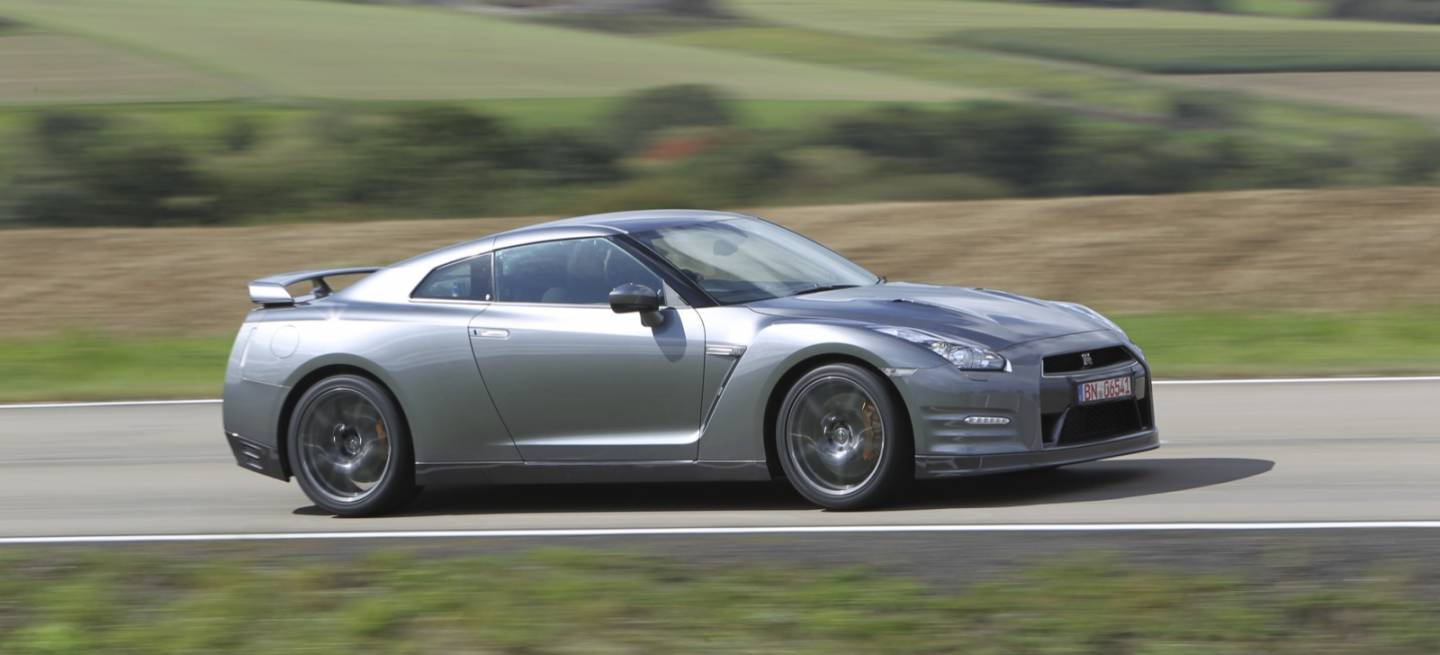 Nissan GT-R 2012