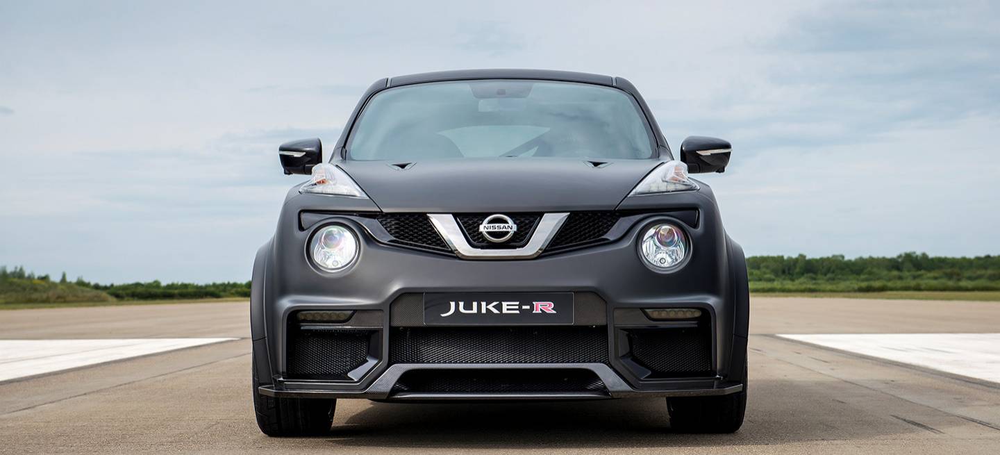 nissan-juke-r-2-0-2015-03-1440px