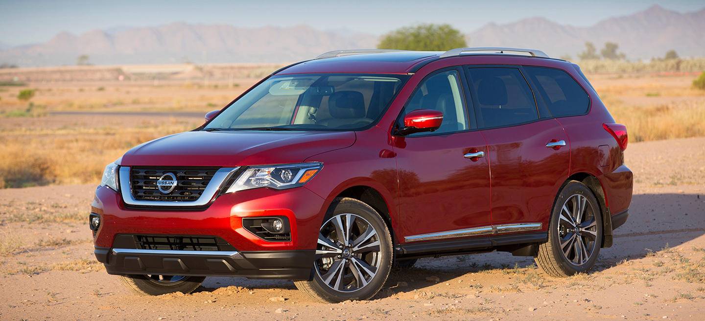 pueblo Mostrarte Político Nissan Pathfinder 2017: un todoterreno con motor V6 y 284 CV que sí podría  llegar a Europa | Diariomotor