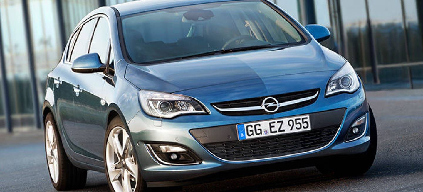 opel-astra-2012-07-dm-700px-dm-700px