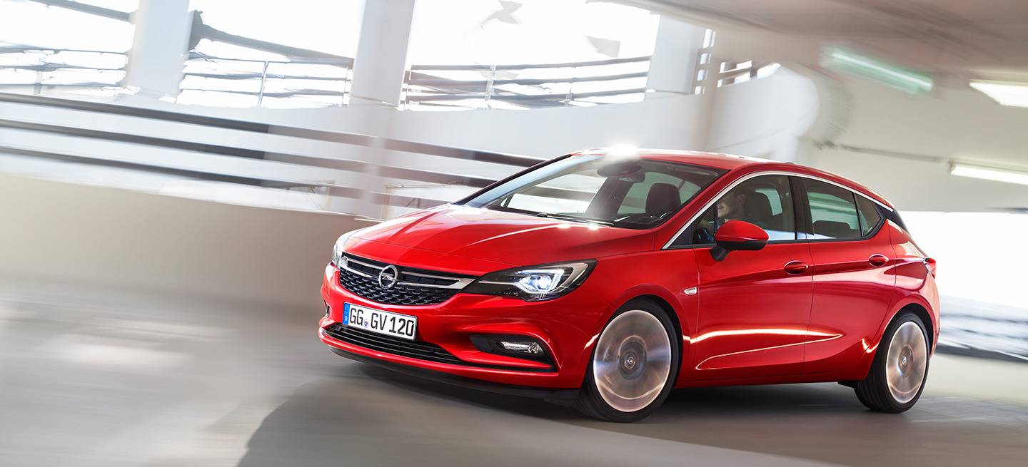opel-astra-2015-19-1440px