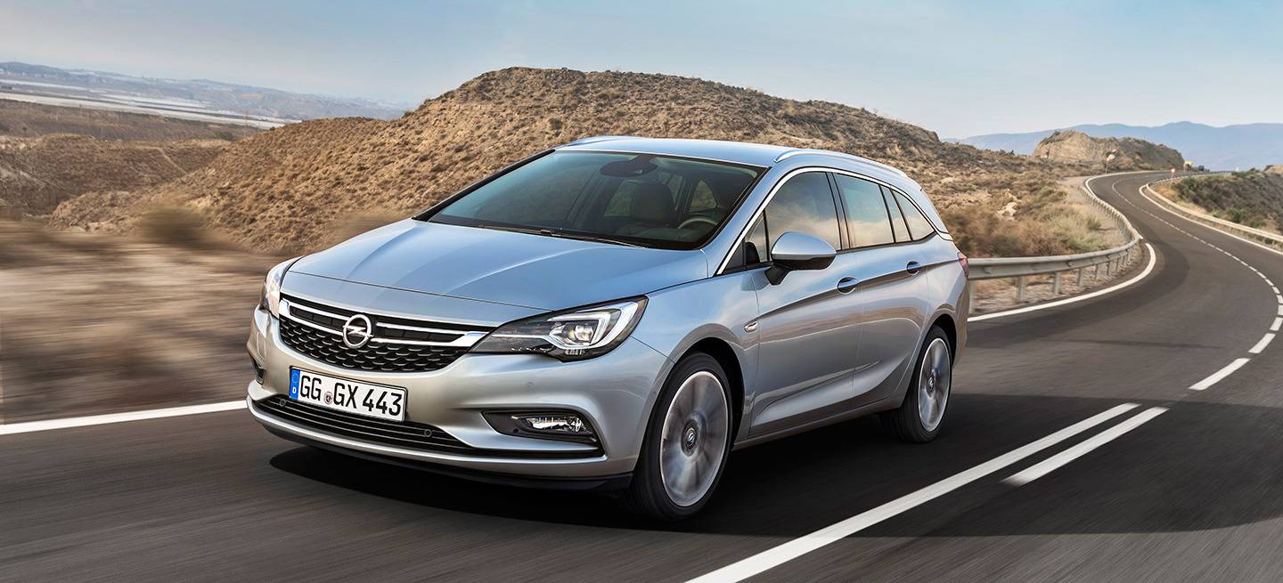 opel-astra-sports-tourer-2016-15