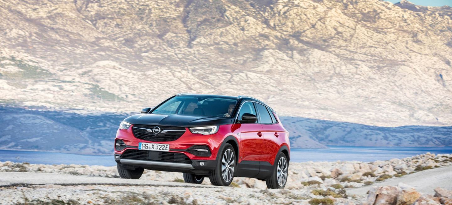 Opel Grandland X Hybrid4 Opel Grandland X Hybrid4