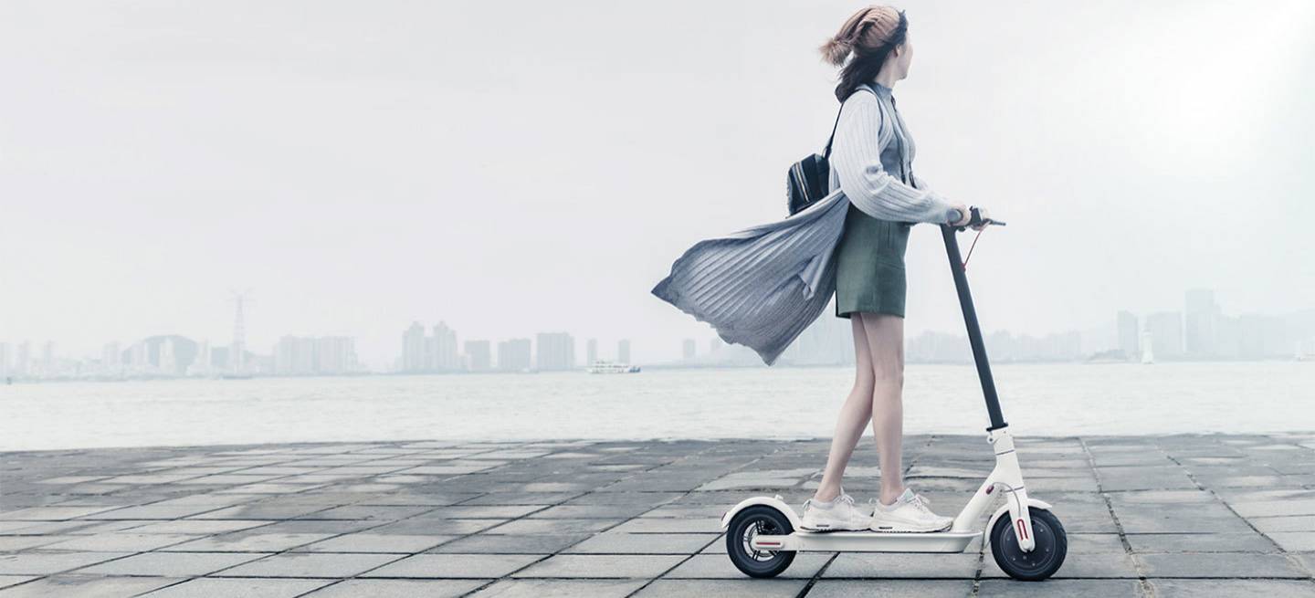 Patinete Xiaomi Mi Scooter M365 02 Patinete Xiaomi Mi Scooter M365 02