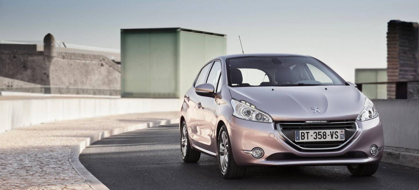 peugeot-208-portada-3