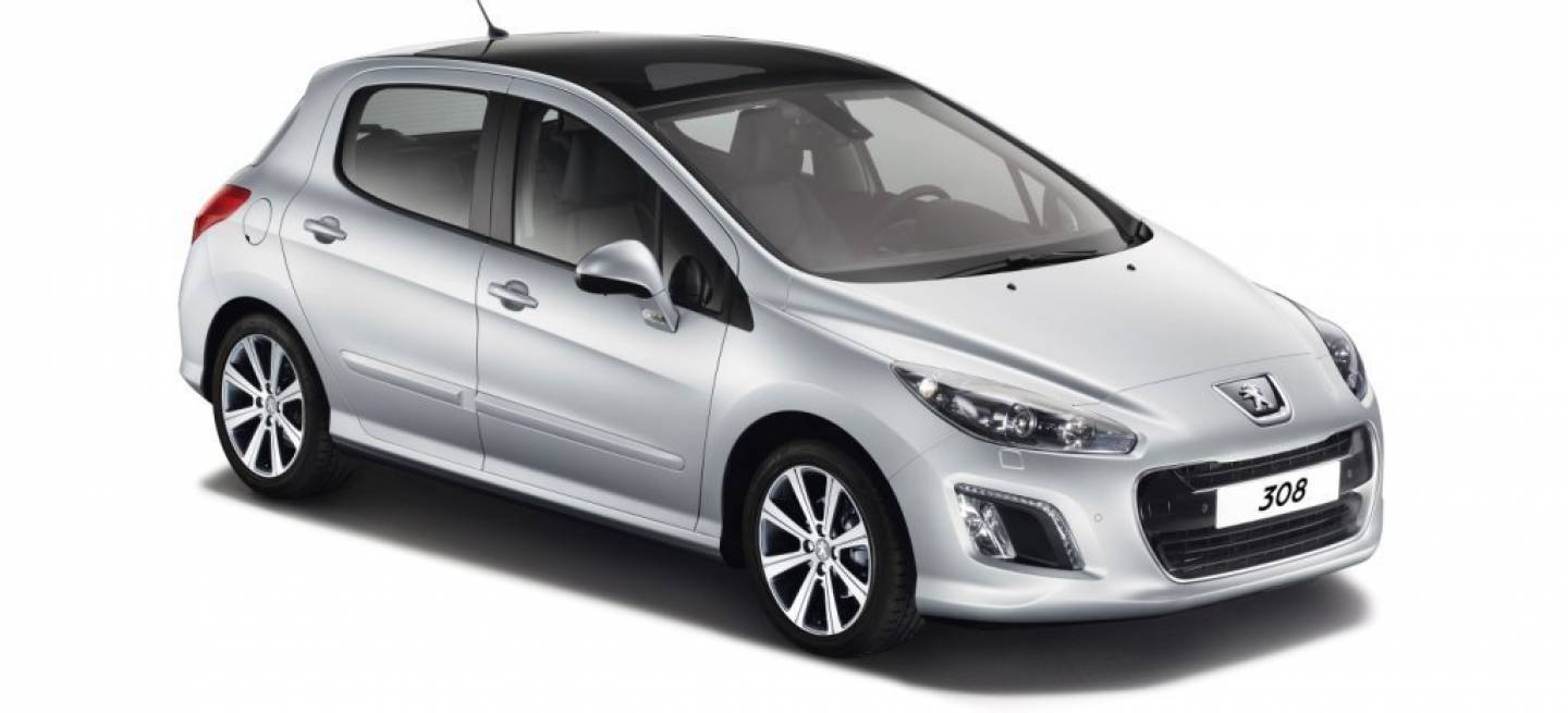 peugeot-308-2011-1
