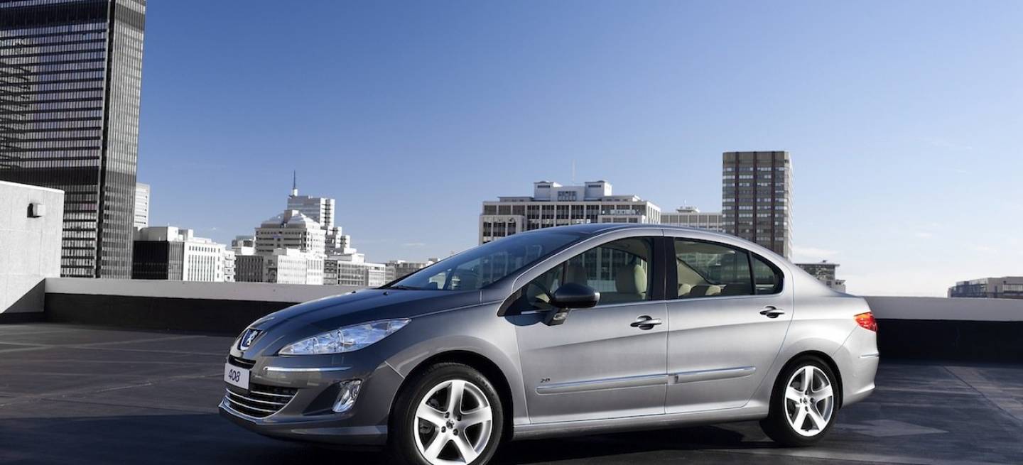 Peugeot 408