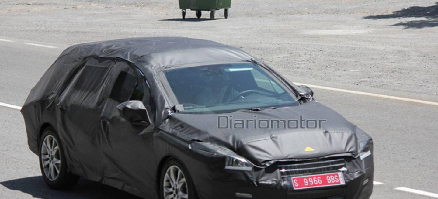 Fotos espía del Peugeot 508 SW