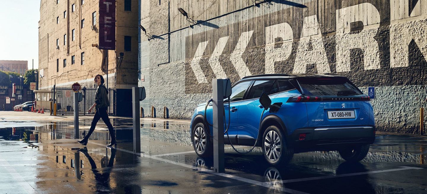 Peugeot E 2008 Azul 2019 05 Peugeot E 2008 Azul 2019 05