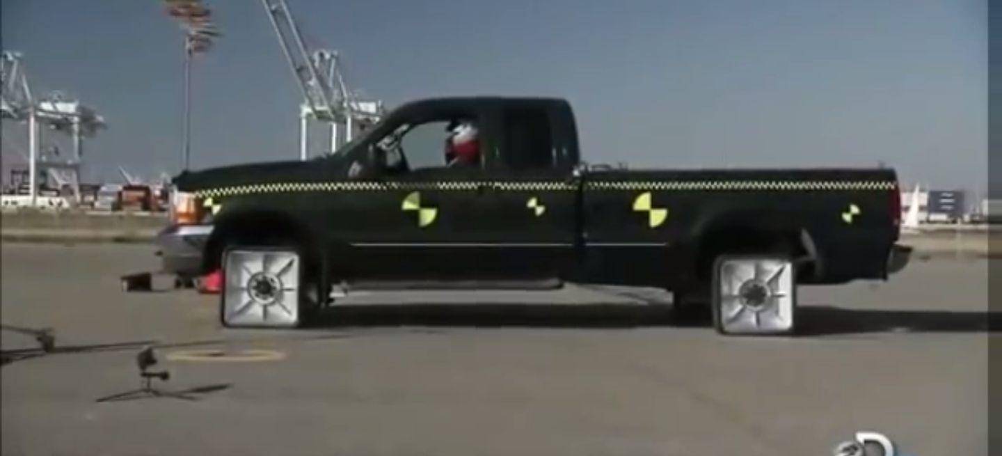 pick-up-rueda-cuadrada