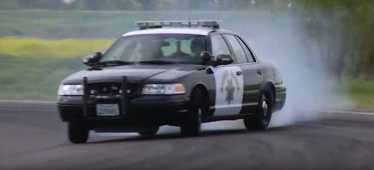 policia-california-video