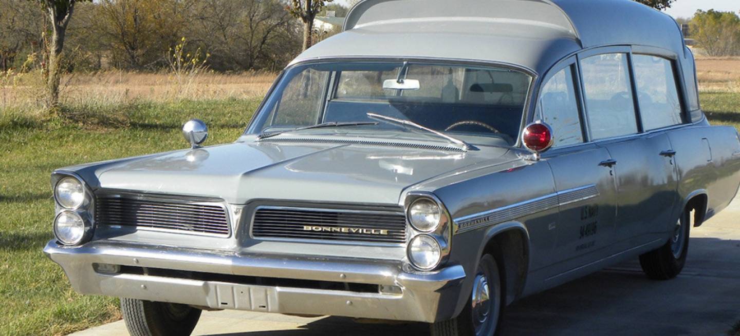 Se subasta el Pontiac Bonneville funerario de John F. Kennedy