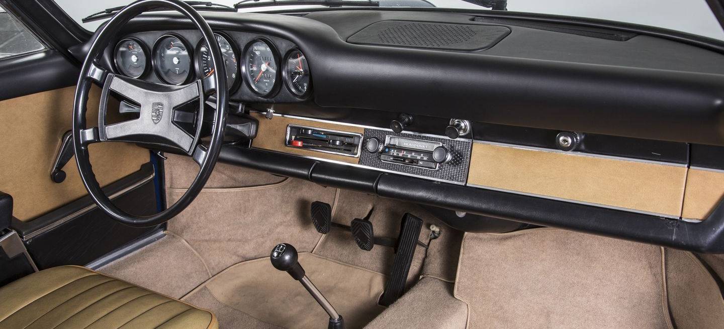 porsche-911-clasico-salpicadero-1