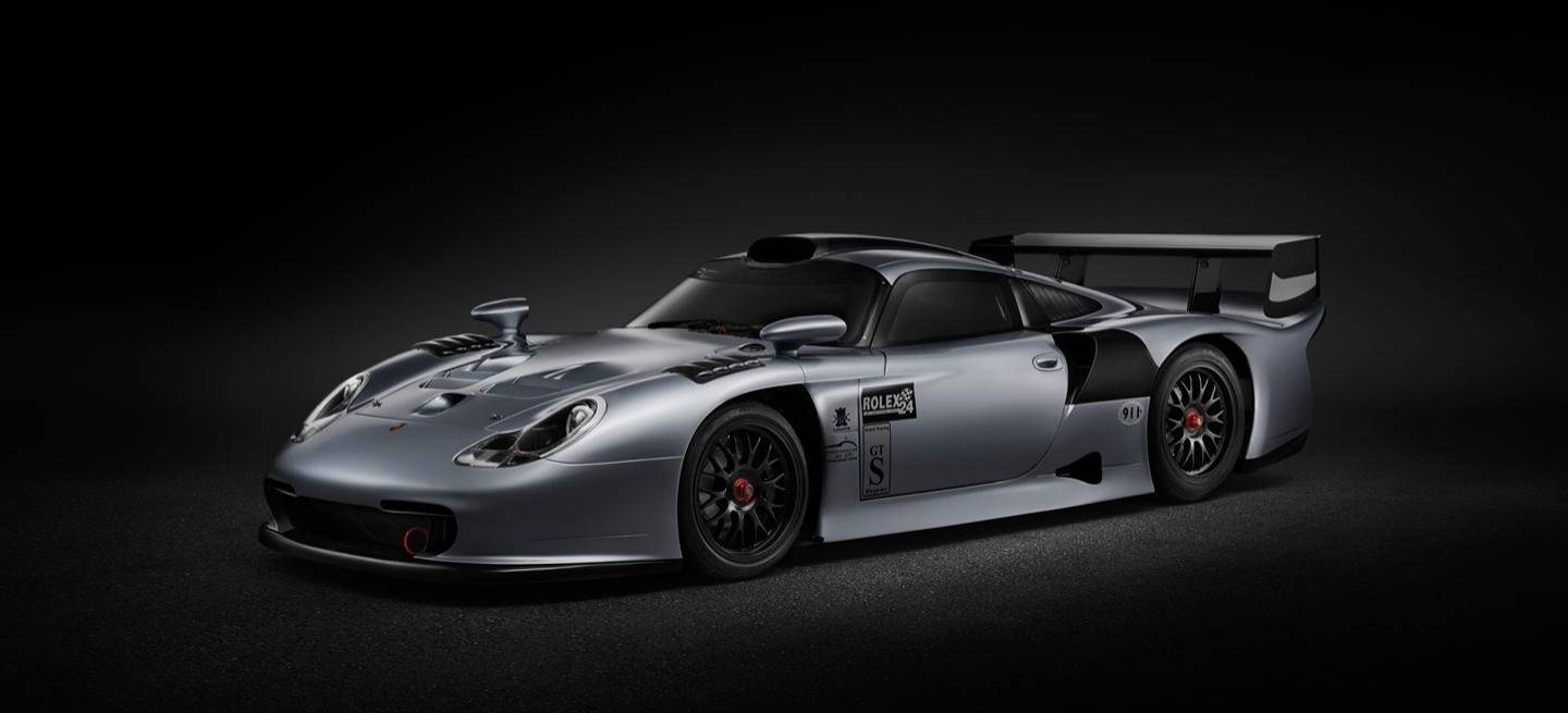porsche-911-gt1-evolution-2016-01