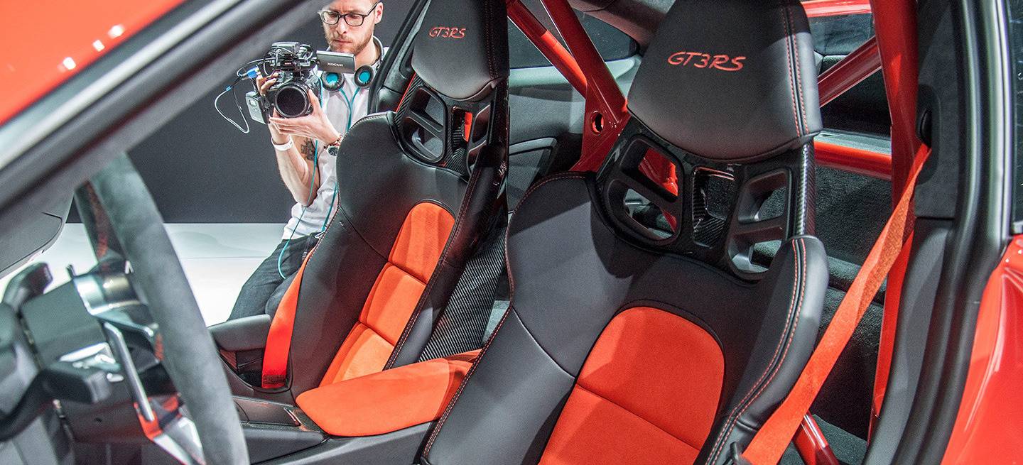 porsche-911-gt3-rs-equipamiento-07-1440px