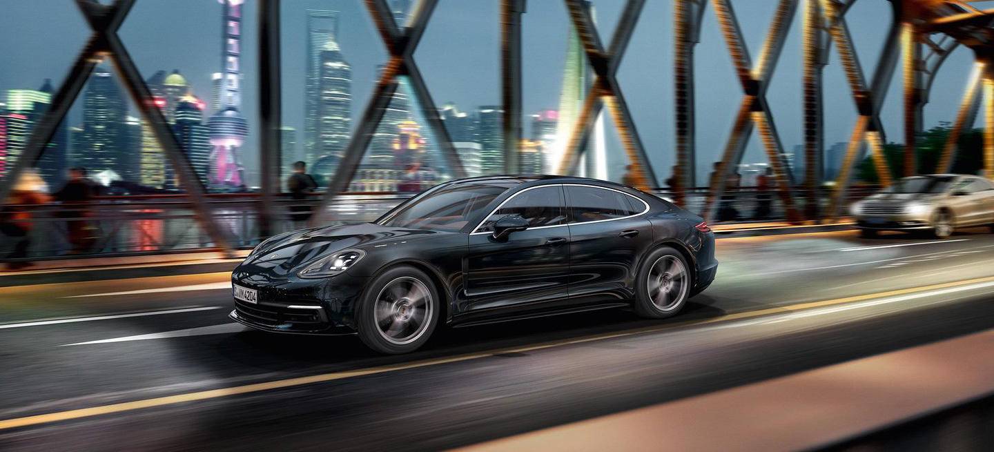 porsche-panamera-330-cv-00