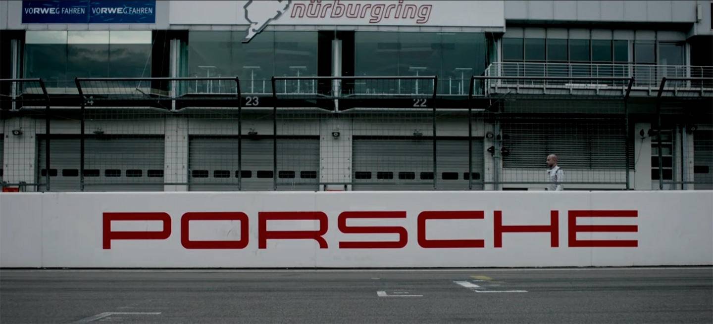 porsche-panamera-video-streaming