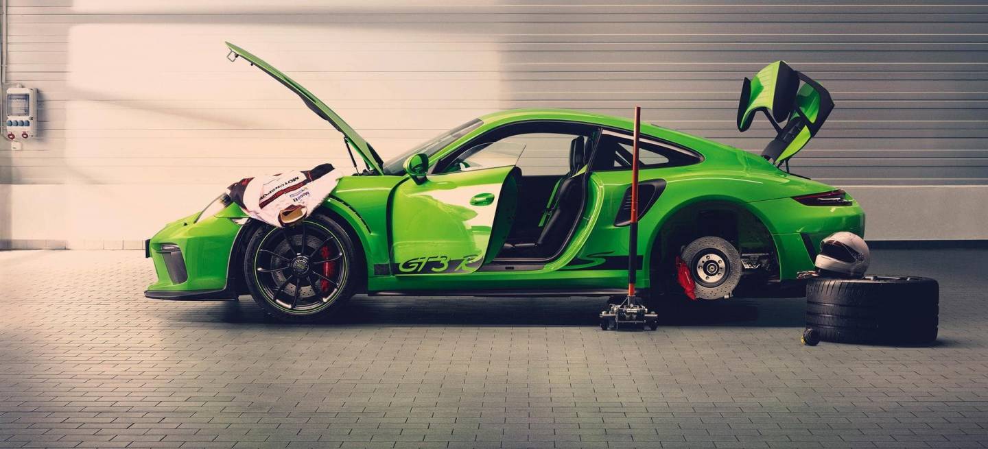 porsche_911_gt3_rs_weissach_2