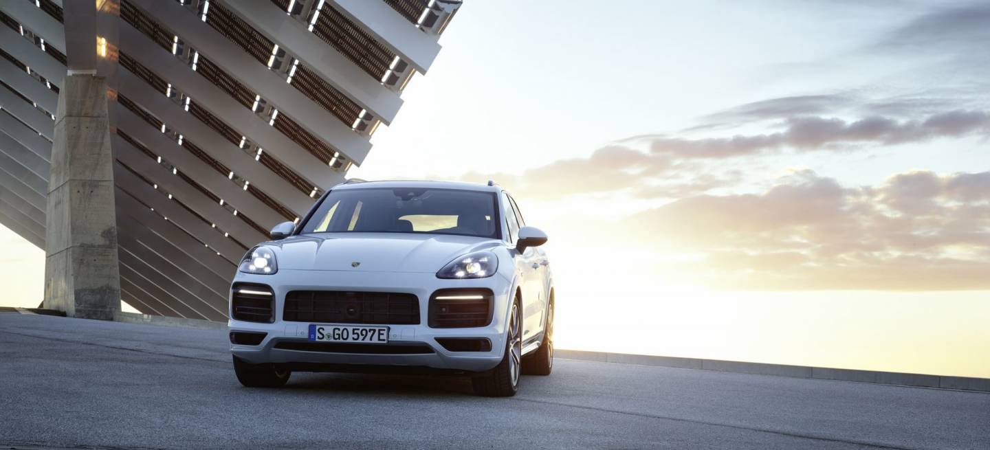 Porsche Cayenne E Hybrid 2018 2 Porsche Cayenne E Hybrid 2018 2