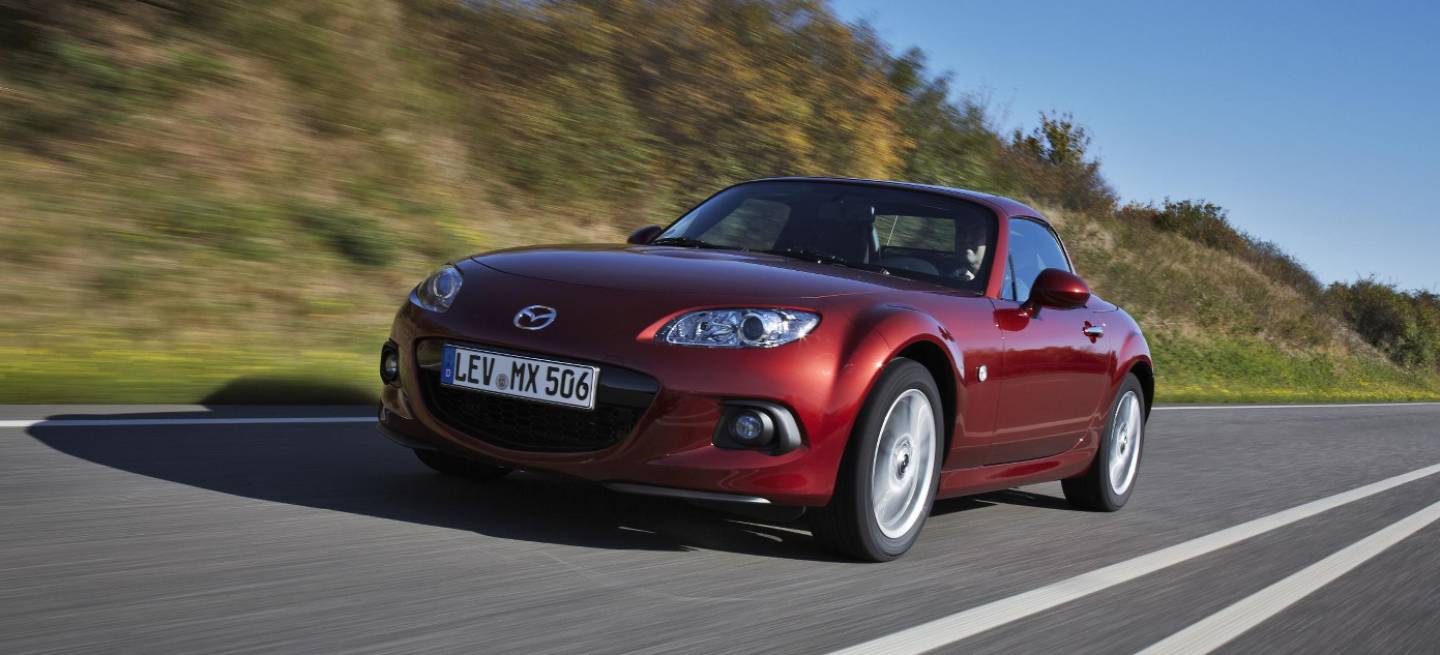 portada_Mazda_MX-5_RCoupe_Facelift_2012_action_17-1440px