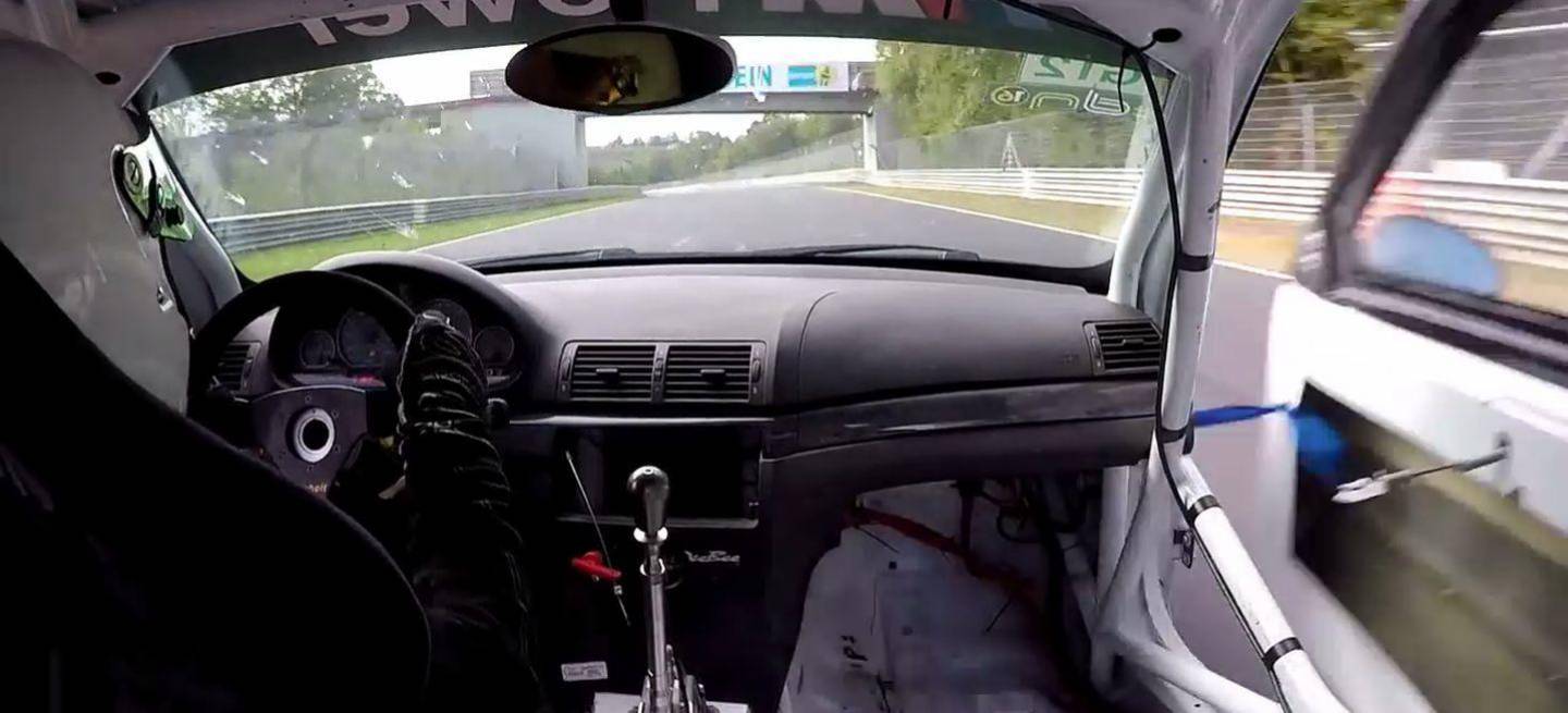 puerta-bmw-nurburgring