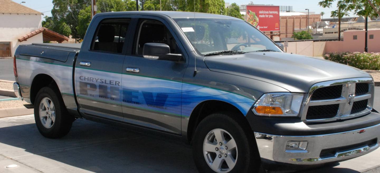 ram-1500-phev-1