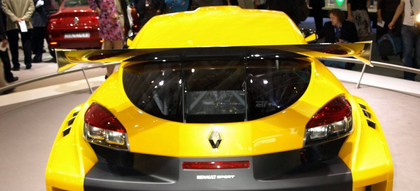 Renault Mégane Coupé Thropy en París 200
