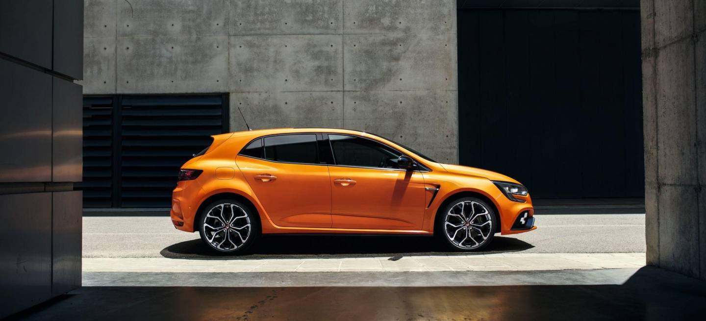 renault-megane-rs-2018-33