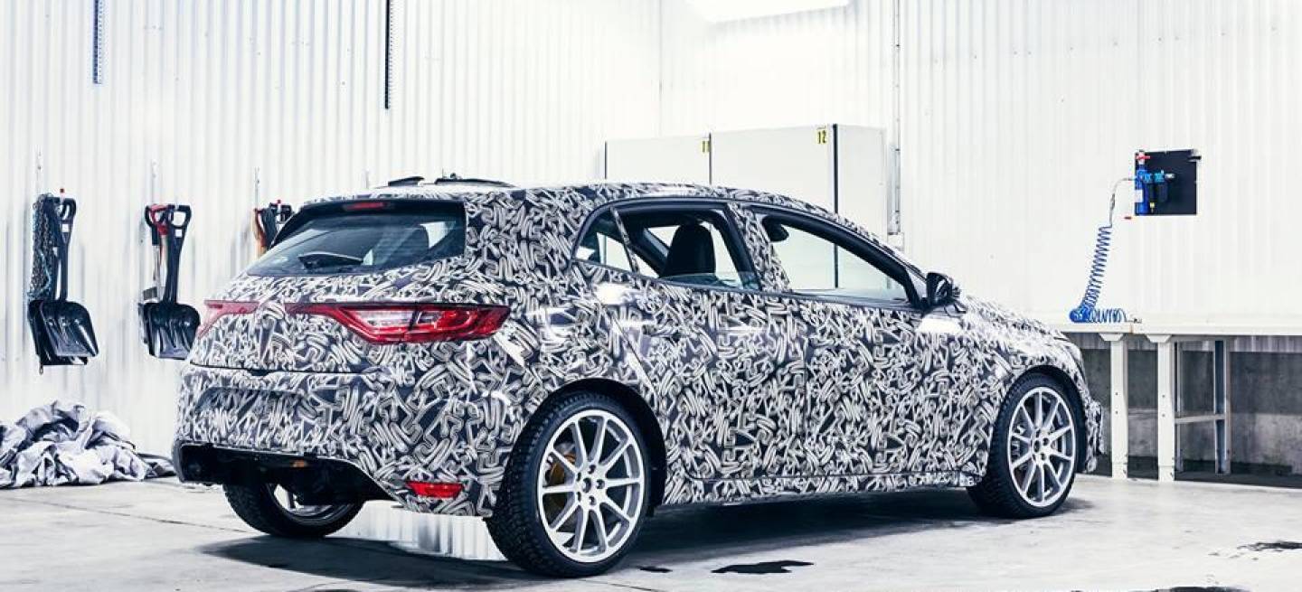 renault-megane-rs-adelanto-dm-1