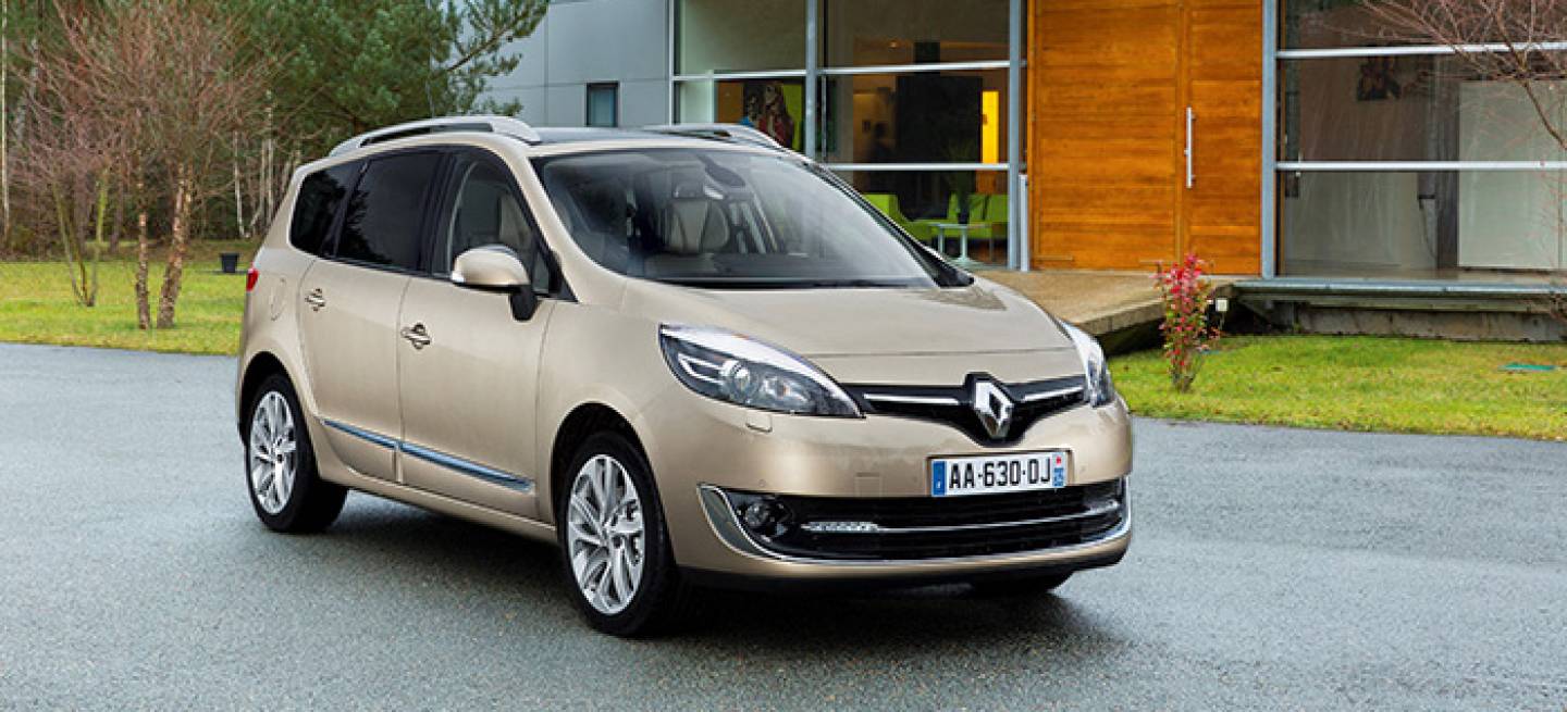renault-scenic-grand-scenic-2013-11-dm-700px