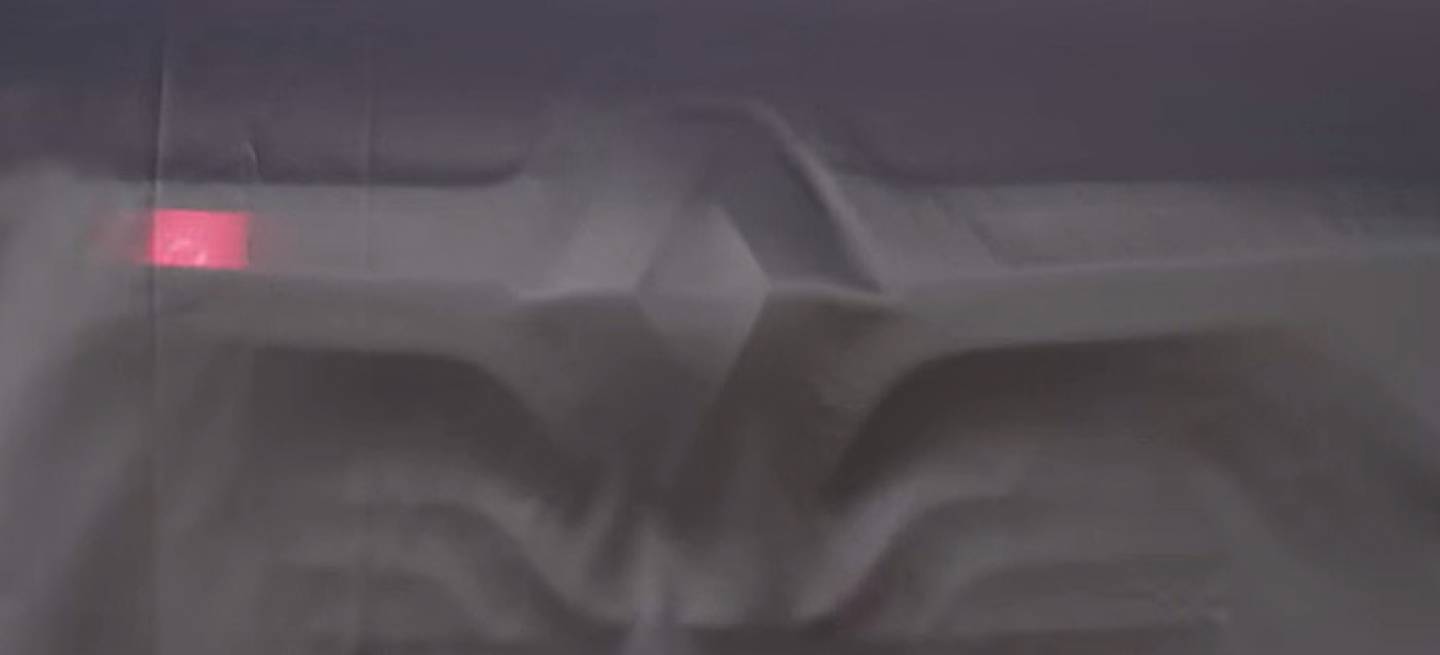 renault-trafic-rider-teaser-dm-700px