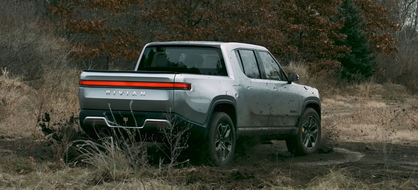 Rivian Tank Turn 1219 01 Rivian Tank Turn 1219 01