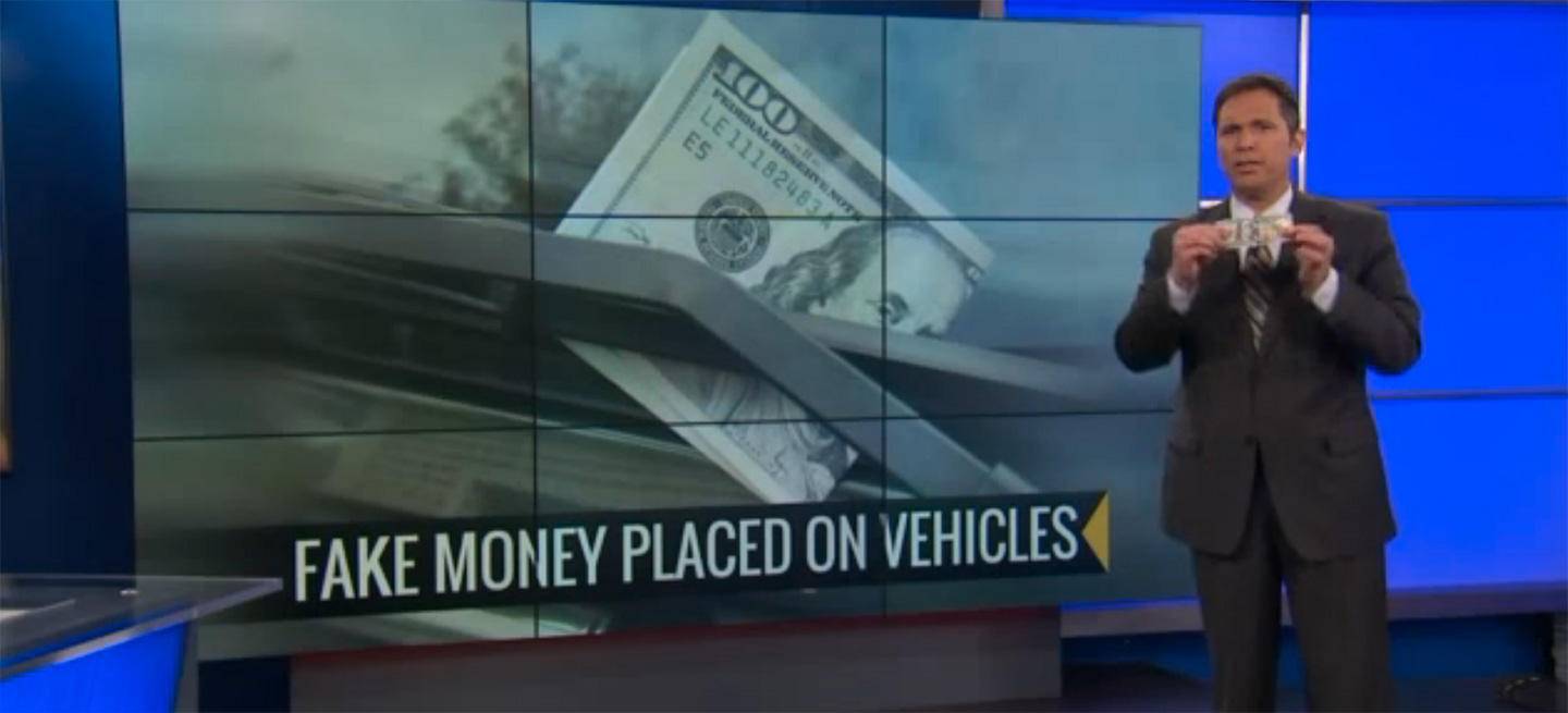 robo-coche-billete-parabrisas
