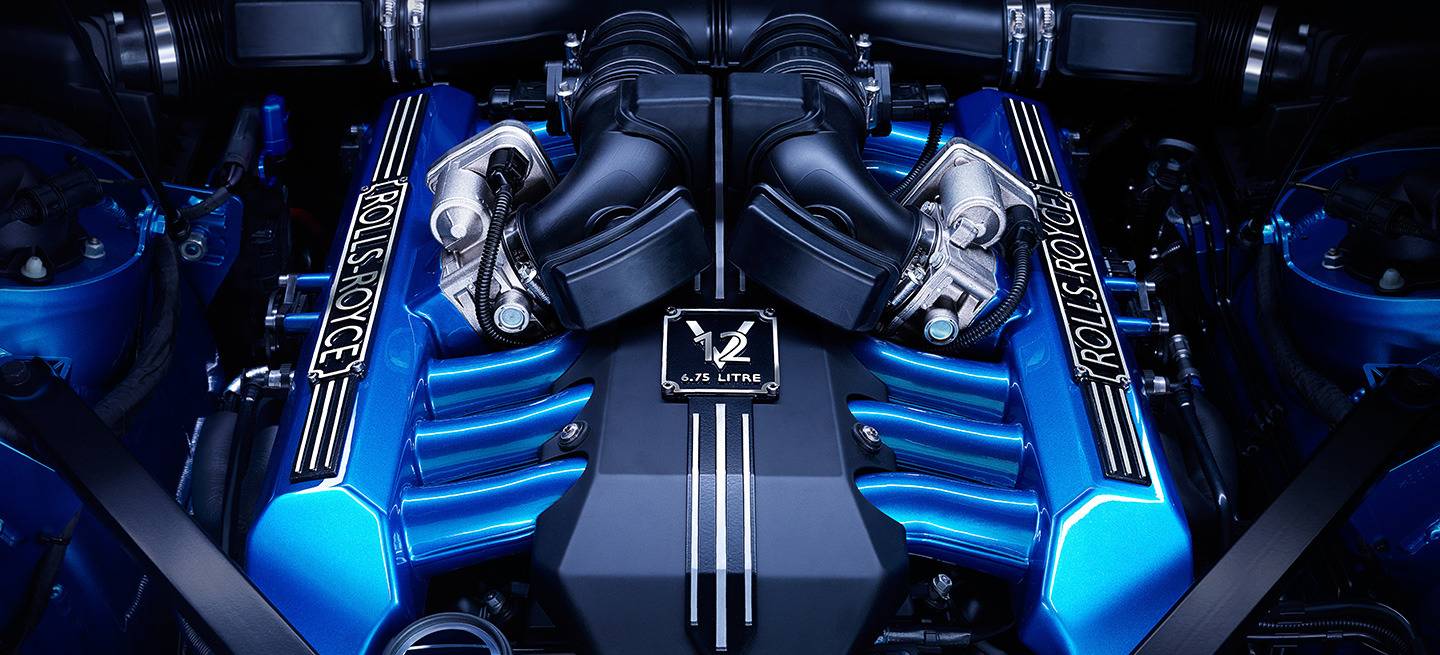 rolls-royce-suv-01-1440px