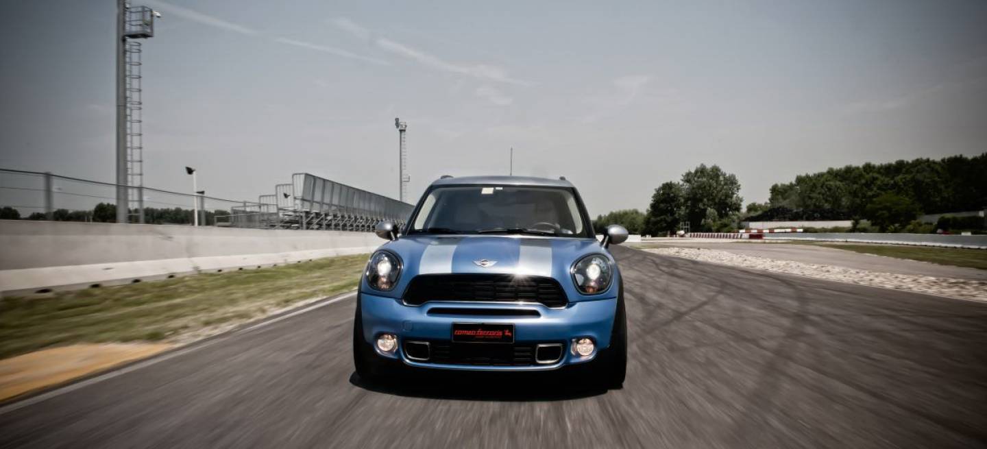 romeo-ferraris-mini-countryman-1