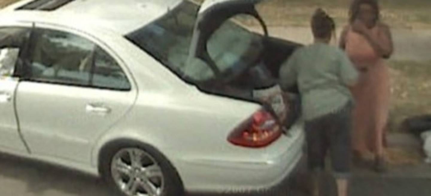 Accidente de un mercedes en Google Earth