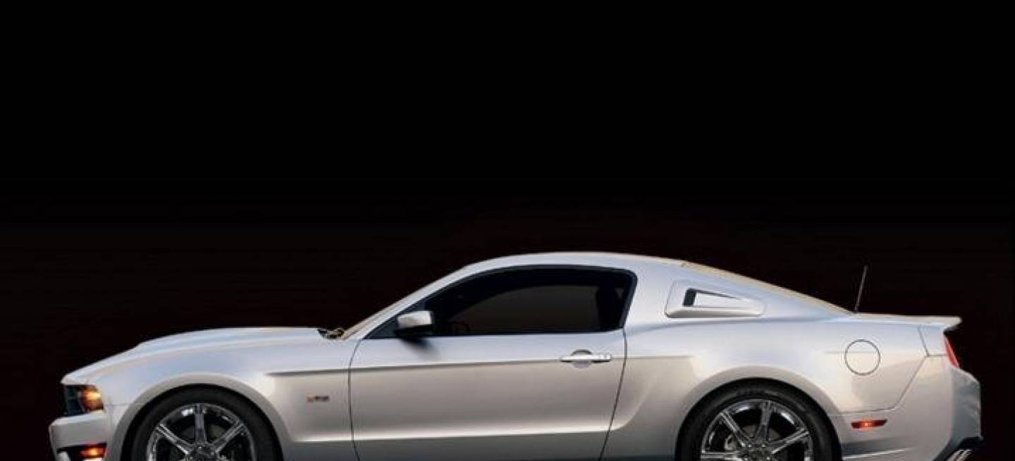 Ford Mustang GT Saleen S302 2011