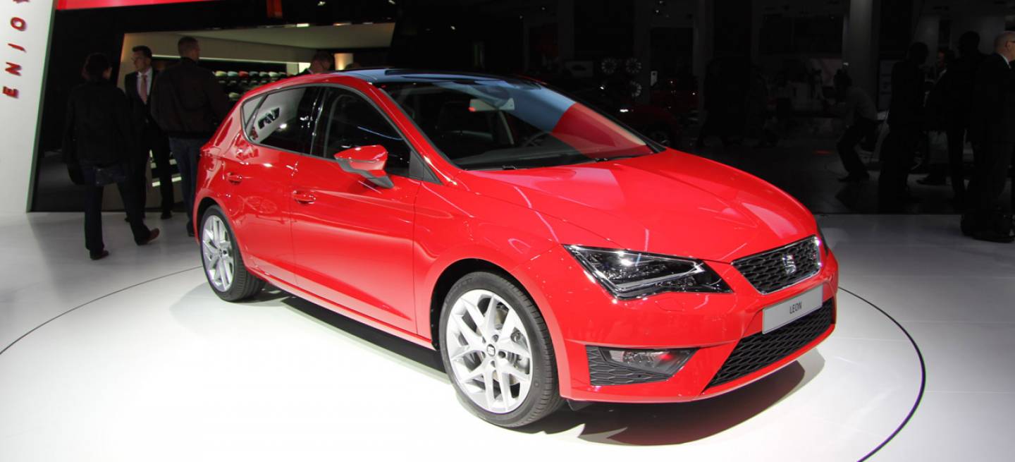 seat-leon-2013-directo-salon-paris-2012-exterior-2