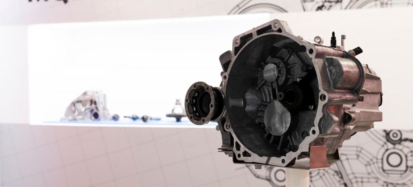 Seat Starts Production Of A New Gearbox 01 Hq Seat Starts Production Of A New Gearbox 01 Hq