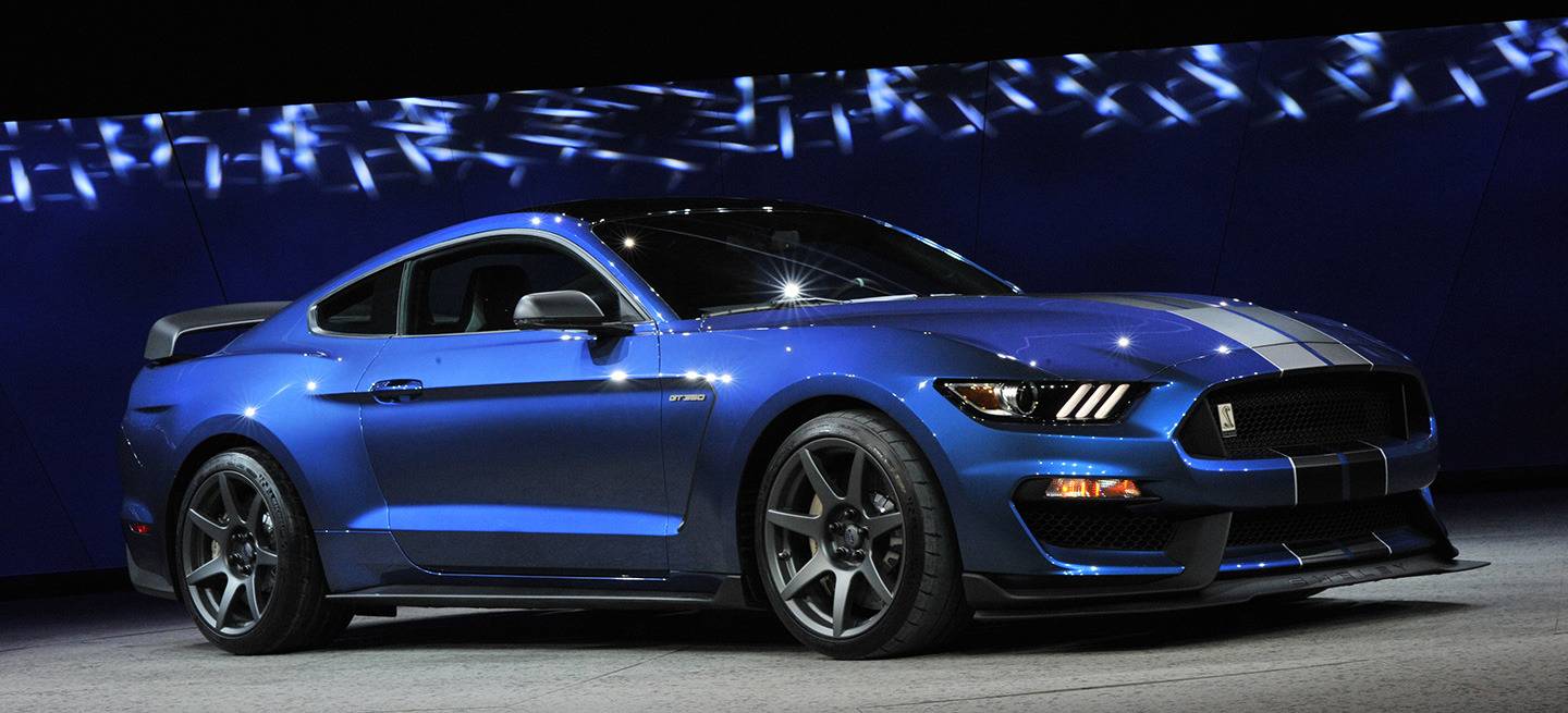 shelby-gt350r-ford-mustang-llantas-fibra-de-carbono-01-1440px