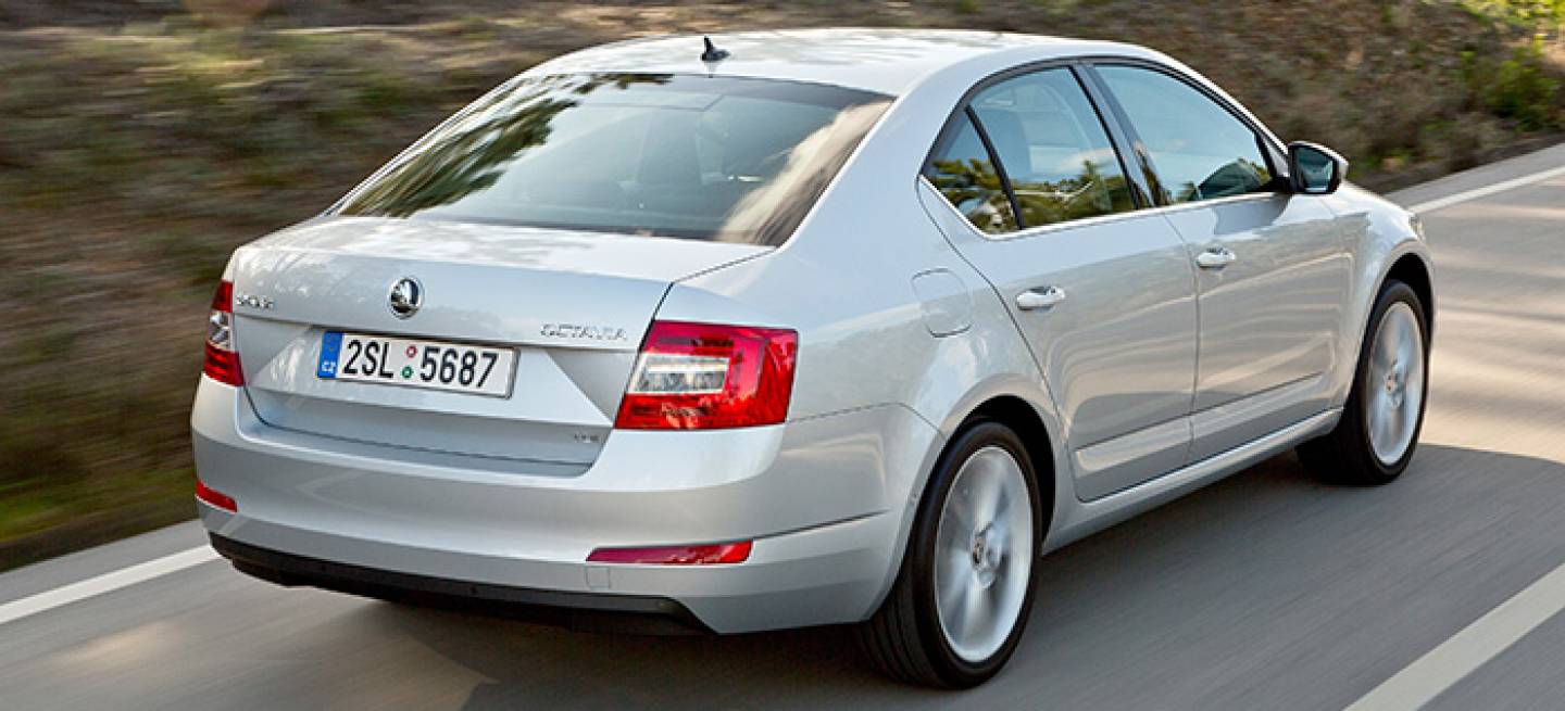 skoda-octavia-2013-12-dm-700px