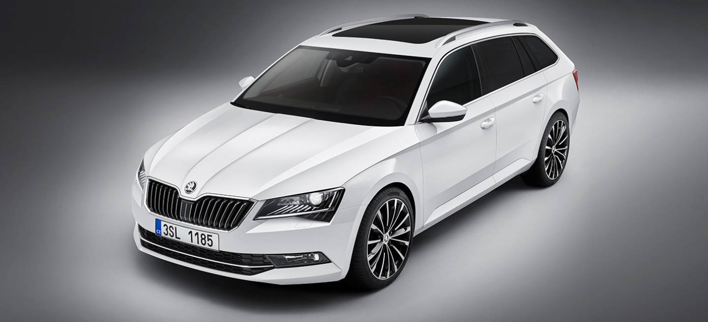 skoda-superb-combi-2015-04-1440px