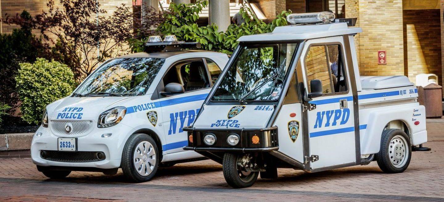 smart-fortwo-policia-ny-p