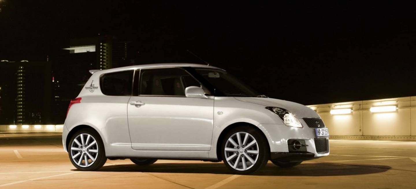 suzuki-swift-sport-rock-at-the-ring-0