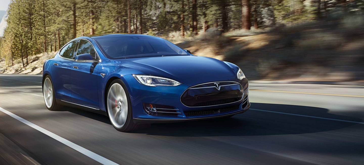tesla-model-3-adelanto-1440px