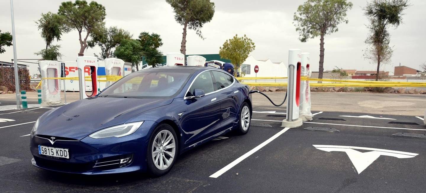 tesla-model-s-75d-prueba-1117-012-mdm