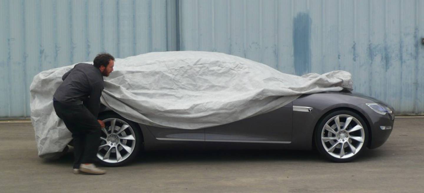 Tesla Model S, imagen oficial tras la sábana