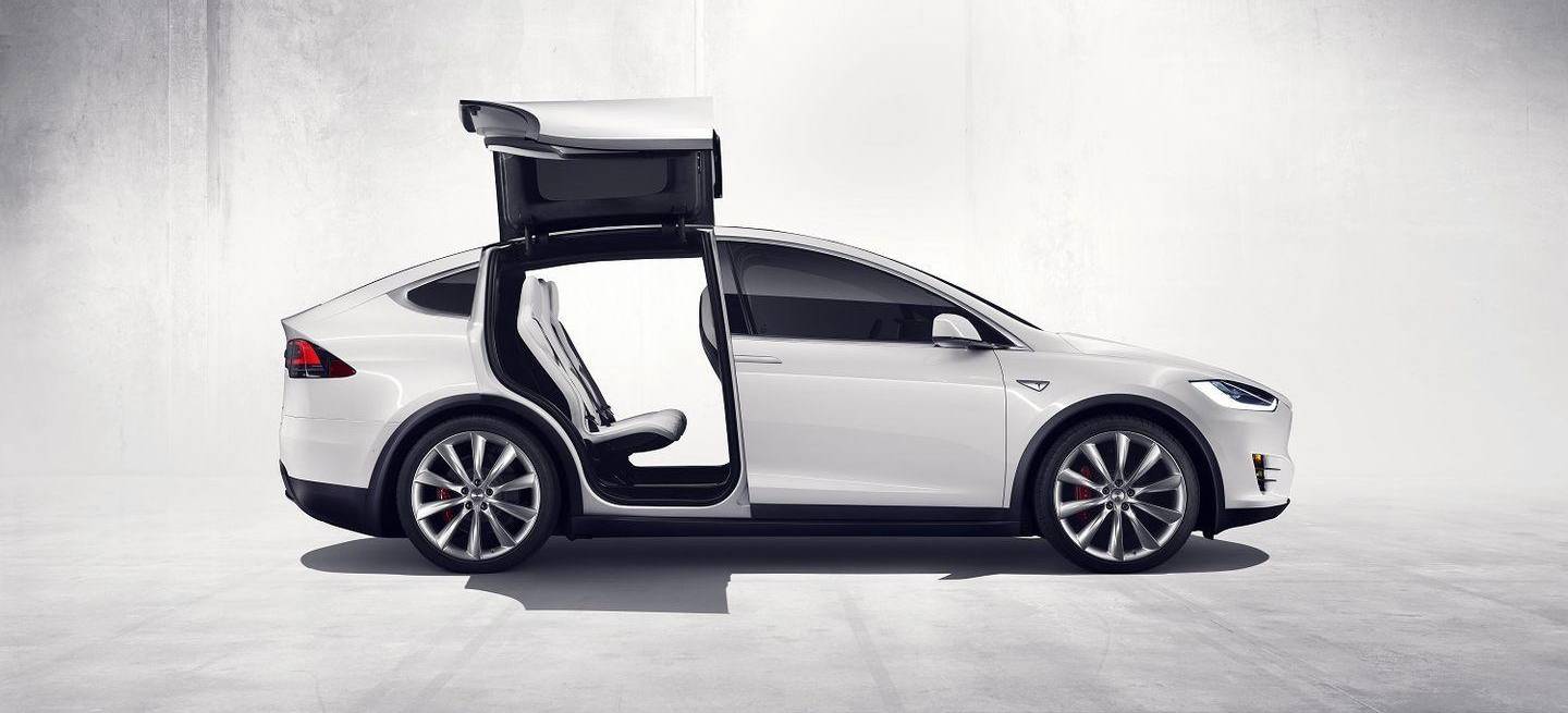 tesla-model-x-2016-arma-2