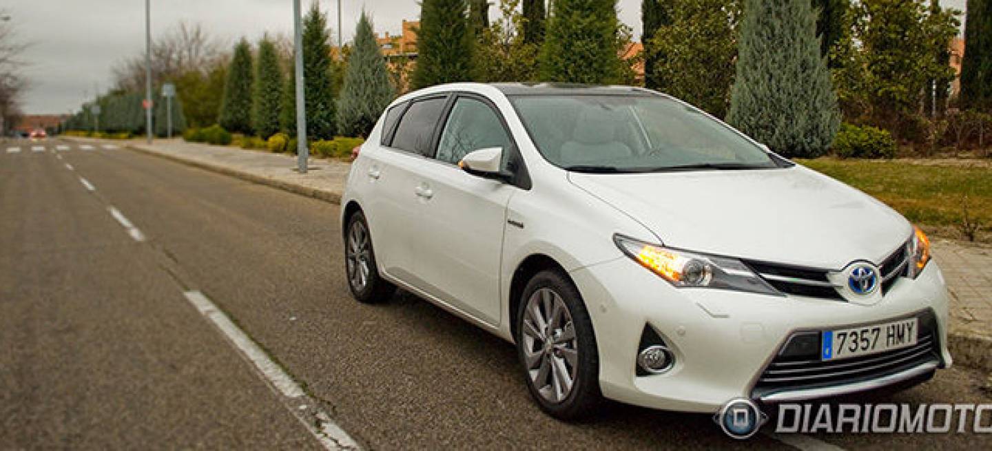 toyota-auris-hybrid-prueba-02-dm-700px