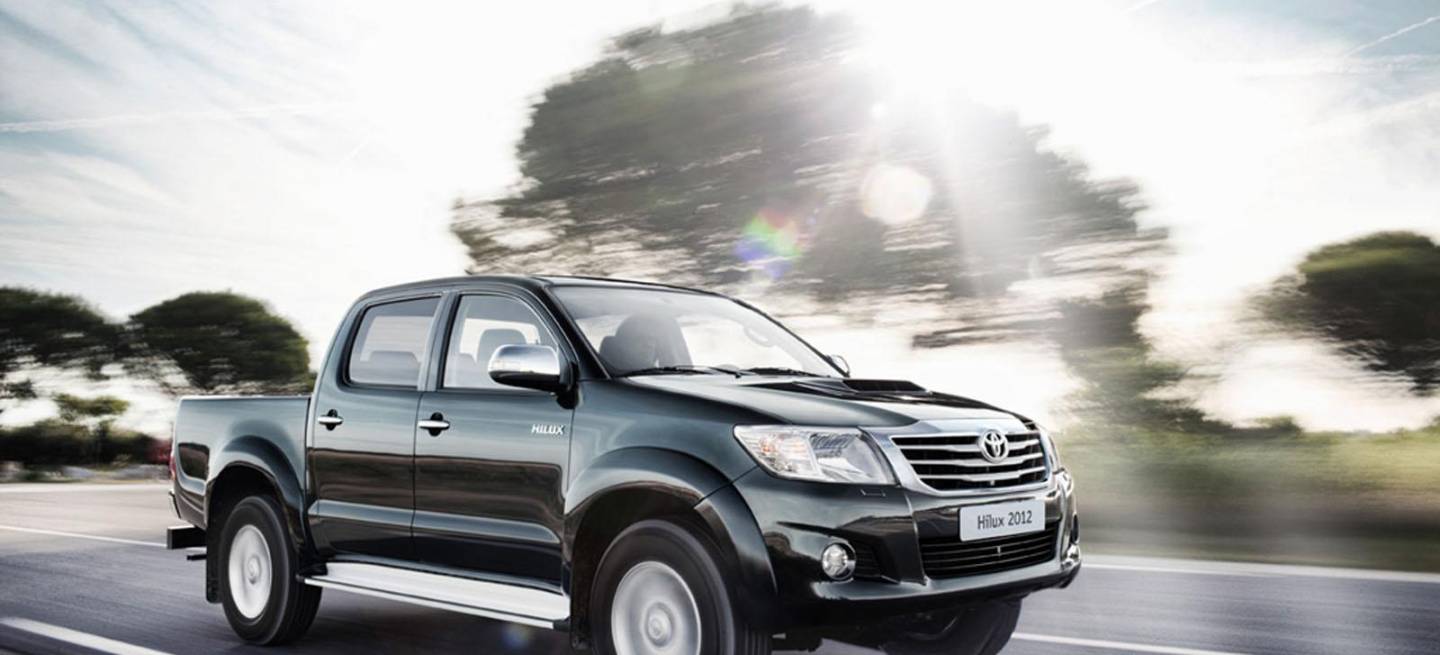toyota-hilux-2012-1